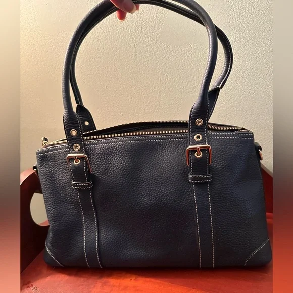 Dooney and Burke Navy Blue Satchel with detachable shoulder strap and wallet - Picture 3 of 15